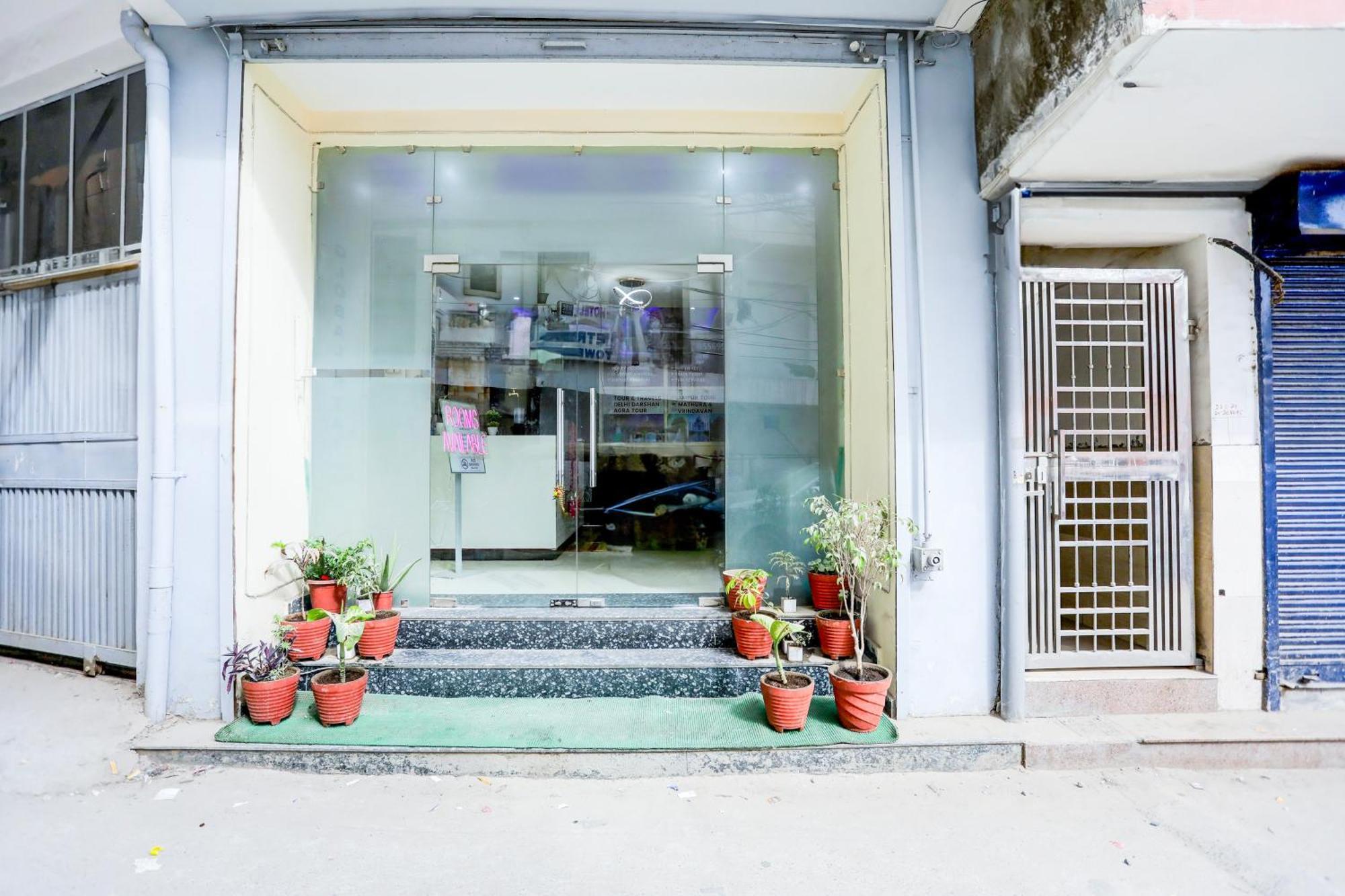 Global Stay Near Delhi Airport Ню Делхи Екстериор снимка