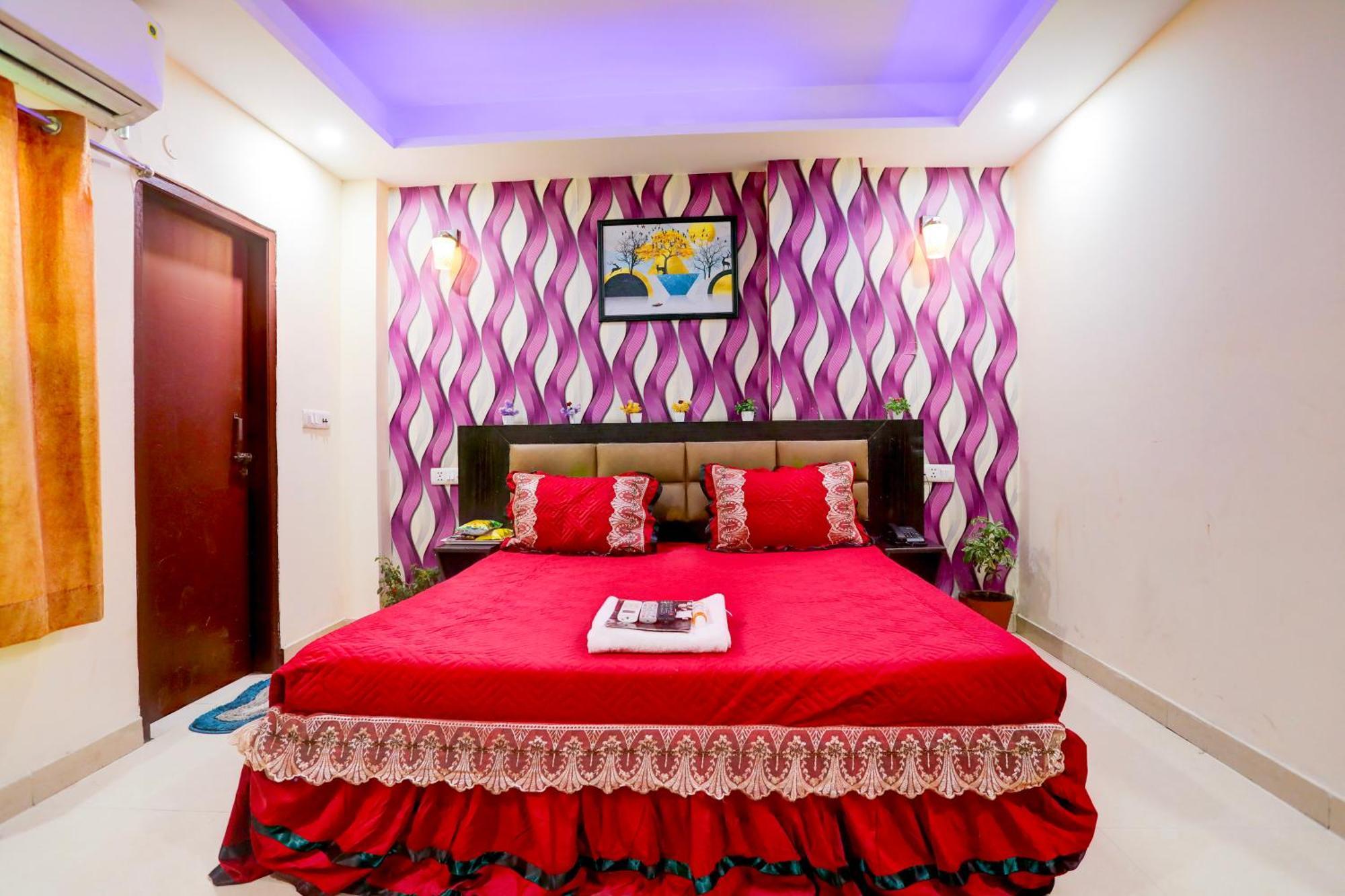 Global Stay Near Delhi Airport Ню Делхи Екстериор снимка